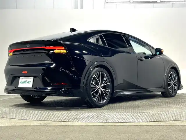 トヨタ プリウス Z 大阪府 2023(令5)年 1.1万km アティチュードブラックマイカ サンルーフ　黒革シート　モデリスタエアロ　１２．３ｉｎｃナビＴＶ　３６０カメラ　デジタルインナーミラー　衝突軽減　ＢＳＭ　アドバンストパーク　パワーシート／ヒーター　電動リアゲート　１００Ｖ電源