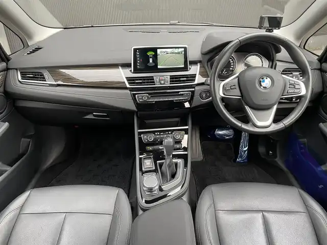 ＢＭＷ ２１８ｄ グランツアラー ラグジュアリー 香川県 2018(平30)年 4.6万km ミネラルホワイト インテリジェントセーフティー/衝突軽減/黒革/純正ナビ、Bluetoothオーディオ、TEL/バックカメラ/前席パワーシート/前席シートヒーター/電動Rゲート/純正17インチアルミ/スマートキー/クルコン/前後コーナーセンサー/LEDヘッドライト/前ドラレコ/7人乗り/ETC