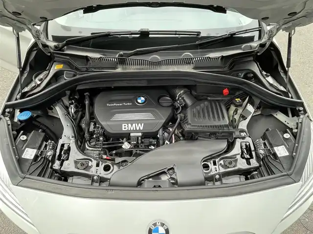 ＢＭＷ ２１８ｄ グランツアラー ラグジュアリー 香川県 2018(平30)年 4.6万km ミネラルホワイト インテリジェントセーフティー/衝突軽減/黒革/純正ナビ、Bluetoothオーディオ、TEL/バックカメラ/前席パワーシート/前席シートヒーター/電動Rゲート/純正17インチアルミ/スマートキー/クルコン/前後コーナーセンサー/LEDヘッドライト/前ドラレコ/7人乗り/ETC