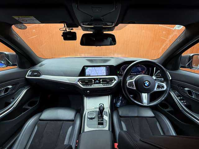ＢＭＷ ３２０ｄ xDrive Mスポーツ 千葉県 2020(令2)年 4.1万km 青 ＡＣＣ　/半革シート　/ナビ　/Ｂｌｕｅｔｏｏｔｈ接続　/３６０°電動シート　/シートヒーター　/ＬＥＤオートハイビーム　/ドライビングアシストプロフェッショナル　/衝突軽減Ｂ　/ＢＳＭ　/ＬＫＡ　/ＥＴＣ　/ドラレコ