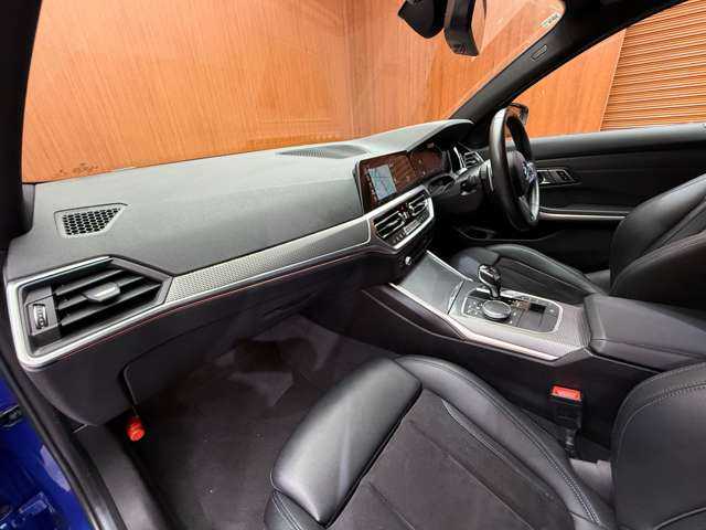 ＢＭＷ ３２０ｄ xDrive Mスポーツ 千葉県 2020(令2)年 4.1万km 青 ＡＣＣ　/半革シート　/ナビ　/Ｂｌｕｅｔｏｏｔｈ接続　/３６０°電動シート　/シートヒーター　/ＬＥＤオートハイビーム　/ドライビングアシストプロフェッショナル　/衝突軽減Ｂ　/ＢＳＭ　/ＬＫＡ　/ＥＴＣ　/ドラレコ