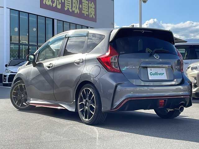 日産 ノート ニスモS 長野県 2015(平27)年 7.1万km ダークメタルグレー 純正ナビ【MP315D-W】/(CD/DVD/フルセグTV/BT)/バックカメラ/ETC/ドライブレコーダー/革巻きステアリング/LEDヘッドライト/フォグランプ/オートライト/スマートキー/Pスタート/電動格納ミラー/純正17インチAW/純正フロアマット/ドアバイザー