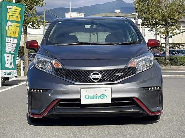 日産 ノート ニスモS 長野県 2015(平27)年 7.1万km ダークメタルグレー 純正ナビ【MP315D-W】/(CD/DVD/フルセグTV/BT)/バックカメラ/ETC/ドライブレコーダー/革巻きステアリング/LEDヘッドライト/フォグランプ/オートライト/スマートキー/Pスタート/電動格納ミラー/純正17インチAW/純正フロアマット/ドアバイザー