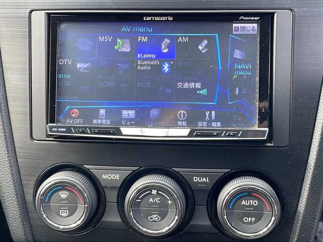 スバル インプレッサ スポーツ 2．0i 山梨県 2013(平25)年 5.7万km サテンホワイトパール 純正SDナビ/FM・AM・Bluetooth・フルセグTV/ETC/クルーズコントロール（追従走行なし）/ドライブレコーダー/パドルシフト/アイドリングストップ/純正アルミホイール/フォグランプ/ドアバイザー/ウインカーミラー/純正フロアマット