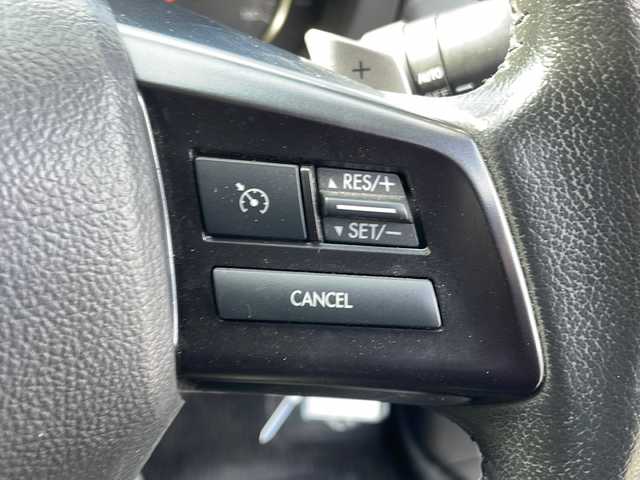 スバル インプレッサ スポーツ 2．0i 山梨県 2013(平25)年 5.7万km サテンホワイトパール 純正SDナビ/FM・AM・Bluetooth・フルセグTV/ETC/クルーズコントロール（追従走行なし）/ドライブレコーダー/パドルシフト/アイドリングストップ/純正アルミホイール/フォグランプ/ドアバイザー/ウインカーミラー/純正フロアマット