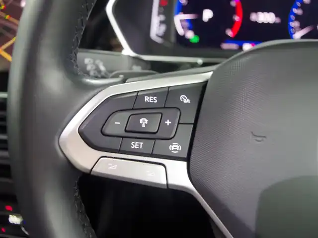 フォルクスワーゲン ＶＷ Ｔ－クロス TSI スタイル 兵庫県 2021(令3)年 1.5万km ピュアホワイト デザインパッケージ/純正18インチAW/ブラックドアミラー/ツートンシート/セーフティパッケージ/ACC/LKA/BSA/テクノロジーパッケージ/デジタルメータークラスター/ワイヤレスチャージ/バックカメラ/ETC/アンビエントライト/LEDヘッドライト/前後ドライブレコーダー/プッシュスタート/スマートキー