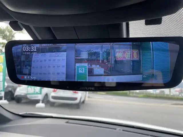 トヨタ Ｃ－ＨＲ G－T 長野県 2017(平29)年 11.6万km ホワイトパールクリスタルシャイン 4WD/純正ナビ/・Bluetooth/TV/CD/DVD/バックカメラ/純正ETC/社外ドライブレコーダー/ハーフレザーシート/前席シートヒーター/社外フロアマット/純正18インチＡＷ/ＬＥＤオートライト/モデリスタエアロ/ＴＶキャンセラー/デジタルインナーミラー/ＢＳＭ/クルーズコントロール追走あり/スペアキー1本/スマートキー/取り扱い説明書/保証書