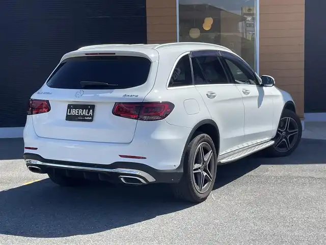 メルセデス・ベンツ ＧＬＣ２２０ d 4マチック AMGライン 栃木県 2020(令2)年 3.6万km ポーラホワイト ワンオーナー /レーダーセーフティ/パノラミックスライディングルーフ/アンビエントライト /ナビ/フルセグ/全方位カメラ/ETC/キーレスゴー/ハーフレザー /パワーシート /全席シートヒーター /ACC/レーンキープアシスト/ブラインドスポット /LEDヘッドライト/オートライト/パークトロニック /ドアバイザー/エアサスペンション/ドライブレコーダー