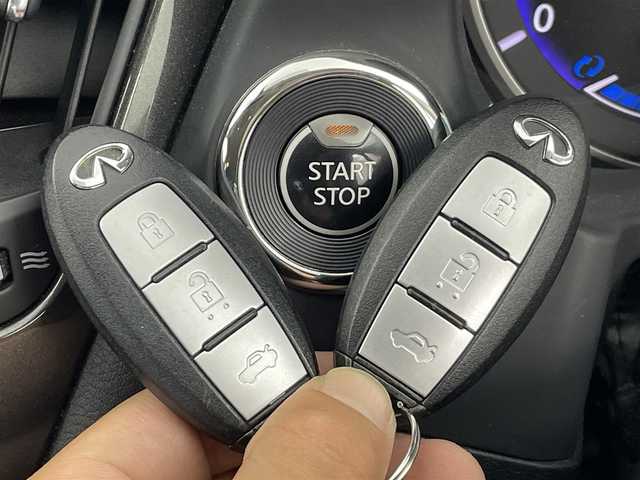 日産 スカイライン ハイブリッド 350GT Type P 愛知県 2014(平26)年 11.3万km ガーネットブラック 純正メーカーナビ/・CD/DVD/MSV/USB/Bluetooth/ワンセグTV/＝＝＝＝＝/黒本革シート　/パワーシート　/シートヒーター　　/純正メーカーナビ　/アラウンドビューモニター　/ワンセグＴＶ　/アダプティブクルーズコントロール　/ＬＥＤヘッドライト　/オートライト　/Ｆフォグランプ　/ＥＴＣ　