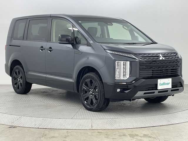 三菱 デリカＤ：５ シャモニー 新潟県 2025(令7)年 0.1千km グラファイトグレーメタリック/ブラックマイカ 4WD/e-Assist/登録済未使用車/マルチアラウンドモニター/両側パワースライドドア/パワーバックドア/レーダークルーズコントロール/LEDオートライト/ハーフレザーシート/シートヒーター/純正18インチアルミホイール/パドルシフト/ブラインドスポットウォーニング/ステアリングヒーター/スマートキー