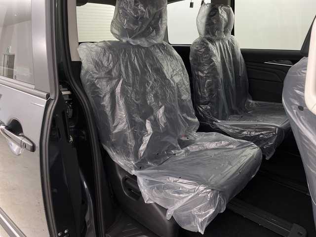 三菱 デリカＤ：５ シャモニー 新潟県 2025(令7)年 0.1千km グラファイトグレーメタリック/ブラックマイカ 4WD/e-Assist/登録済未使用車/マルチアラウンドモニター/両側パワースライドドア/パワーバックドア/レーダークルーズコントロール/LEDオートライト/ハーフレザーシート/シートヒーター/純正18インチアルミホイール/パドルシフト/ブラインドスポットウォーニング/ステアリングヒーター/スマートキー