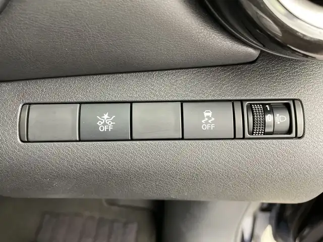 日産 キックス X 新潟県 2021(令3)年 6万km ピュアブラック ECLIPSEメモリナビ【AVN-R87】/Bluetooth/CD/DVD再生機能/プロパイロット/レーダークルーズコントロール/衝突被害軽減ブレーキ/レーンキープアシスト/ハーフレザーシート/前後コーナーセンサー/アラウンドビューモニター/インテリジェントルームミラー/ドライブレコーダー/ビルトインETC/オートライト