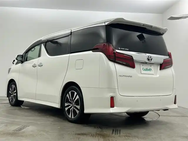 トヨタ アルファード S Cパッケージ 岡山県 2021(令3)年 5.5万km ホワイトパールクリスタルシャイン プッシュスタート/100V電源/スマートキー/レーダークルーズコントロール/後席モニター/ビルトインETC/バックカメラ/フルセグテレビ/純正9インチメモリナビ/サンルーフ/オットマン/ドライブレコーダー/純正フロアマット/パワーシート/エアシート/シートヒーター/両側パワースライドドア/パワーバックドア/純正アルミホイール/オートライト/オートハイビーム/純正LEDヘッドライト/衝突軽減ブレーキ/新車保証書/取扱説明書/スペアキー×1