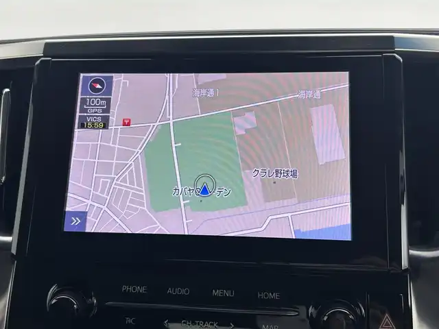 トヨタ アルファード S Cパッケージ 岡山県 2021(令3)年 5.5万km ホワイトパールクリスタルシャイン プッシュスタート/100V電源/スマートキー/レーダークルーズコントロール/後席モニター/ビルトインETC/バックカメラ/フルセグテレビ/純正9インチメモリナビ/サンルーフ/オットマン/ドライブレコーダー/純正フロアマット/パワーシート/エアシート/シートヒーター/両側パワースライドドア/パワーバックドア/純正アルミホイール/オートライト/オートハイビーム/純正LEDヘッドライト/衝突軽減ブレーキ/新車保証書/取扱説明書/スペアキー×1