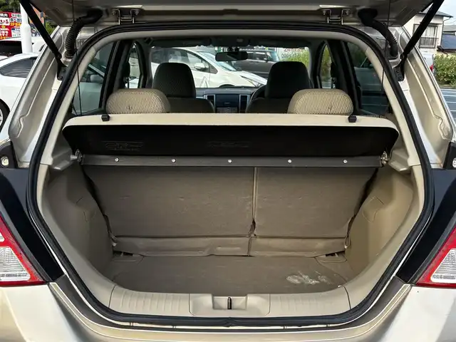 日産 ティーダ 15M SV +プラズマ 熊本県 2012(平24)年 7.4万km シルキーベージュ 純正7インチナビ(MP311D-A)/【ワンセグTV/Bluetooth/DVD/CD】/オートライト/ETC/純正フロアマット/取扱説明書