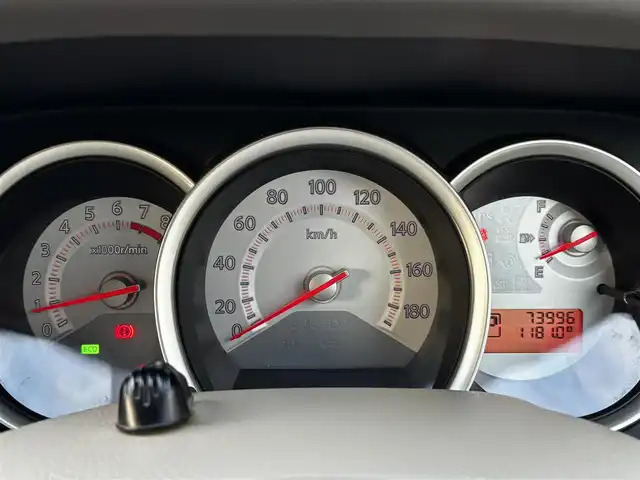 日産 ティーダ 15M SV +プラズマ 熊本県 2012(平24)年 7.4万km シルキーベージュ 純正7インチナビ(MP311D-A)/【ワンセグTV/Bluetooth/DVD/CD】/オートライト/ETC/純正フロアマット/取扱説明書