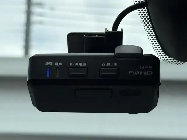 日産 ノート e－パワー ニスモ 埼玉県 2017(平29)年 10.5万km ダークメタルグレー (株)IDOMが運営する【じしゃロン鳩ヶ谷店】の自社ローン専用車両になりますこちらは現金またはオートローンご利用時の価格です。自社ローンご希望の方は別途その旨お申付け下さい/純正SDナビ/　(CD/DVD/Bluetooth接)/アラウンドビューモニター/フルセグテレビ/ＥＴＣ/ドライブレコーダー/プッシュスタート/エマージェンシーブレーキ/クリアランスソナー/レーンキープアシスト/オートライト/ＬＥＤヘッドライト