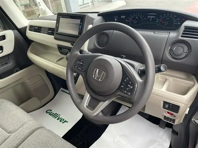 ホンダ Ｎ ＢＯＸ G L ホンダセンシング 愛媛県 2017(平29)年 4.4万km ルナシルバーM 社外SDナビ/【Bluetooth/ワンセグ/CD】/純正ドライブレコーダー/バックカメラ/追従クルーズコントロール/レーンキープアシスト/プッシュスタート/片側パワースライドドア/ETC/LEDヘッドライト/衝突被害軽減システム/レーンキープアシスト