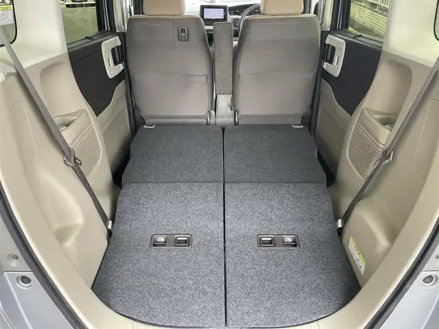 ホンダ Ｎ ＢＯＸ G L ホンダセンシング 愛媛県 2017(平29)年 4.4万km ルナシルバーM 社外SDナビ/【Bluetooth/ワンセグ/CD】/純正ドライブレコーダー/バックカメラ/追従クルーズコントロール/レーンキープアシスト/プッシュスタート/片側パワースライドドア/ETC/LEDヘッドライト/衝突被害軽減システム/レーンキープアシスト