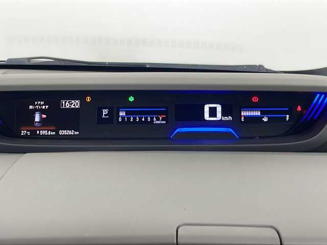 ホンダ フリード G ホンダセンシング 埼玉県 2017(平29)年 3.6万km クリスタルブラックパール 純正ＳＤナビ　/バックカメラ　/ドライブレコーダー　/両側パワースライドドア　/ビルトインＥＴＣ　/純正アルミホイール　/レーダークルーズコントロール　/レーンキープアシスト　/衝突軽減システム　/純正フロアマット/LEDヘッドライト/オートライト/ウィンカーミラー/ドアバイザー/プッシュスタート/スマートキー