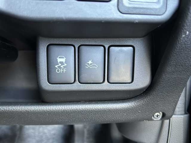 日産 デイズ ハイウェイスターG 静岡県 2015(平27)年 7.2万km プレミアムパープルP 純正ナビ/・（Bluetooth/CD/DVD/TV/AUX/ラジオ）/主要装備/・エマージェンシーブレーキー/・レーンキープアシスト/・横滑り防止装置/・アイドリングストップ/・全方位カメラ/・アラウンドビューモニター/・ステアリングリモコン/・ハーフレザーシート/・ベンチシート/・キセノンヘッドライト/・純正アルミホイール/・純正フロアマット/・ドライブレコーダー/・ETC/・インテリキー