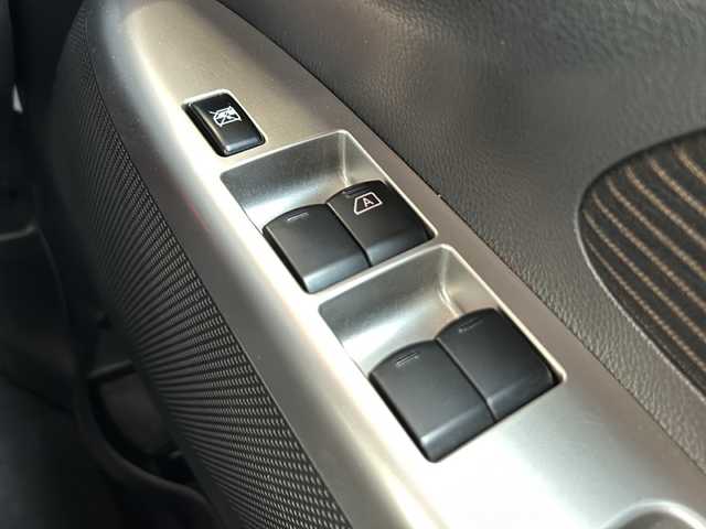 日産 デイズ ハイウェイスターG 静岡県 2015(平27)年 7.2万km プレミアムパープルP 純正ナビ/・（Bluetooth/CD/DVD/TV/AUX/ラジオ）/主要装備/・エマージェンシーブレーキー/・レーンキープアシスト/・横滑り防止装置/・アイドリングストップ/・全方位カメラ/・アラウンドビューモニター/・ステアリングリモコン/・ハーフレザーシート/・ベンチシート/・キセノンヘッドライト/・純正アルミホイール/・純正フロアマット/・ドライブレコーダー/・ETC/・インテリキー