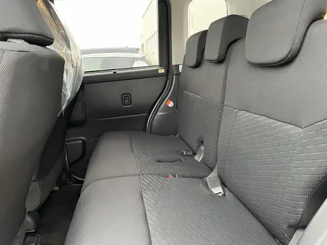 トヨタ ルーミー X S 石川県 2017(平29)年 8.3万km シルバー 4WD/純正メモリーナビ/純正CD/ワンセグTV/スマートキー/プッシュスタート/電動ミラー/レーダーブレーキ/オートライト/片側パワースライドドア/エアコン