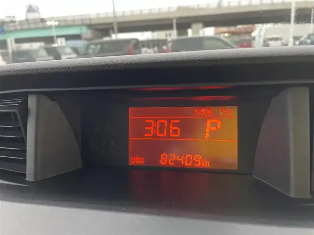 トヨタ ルーミー X S 石川県 2017(平29)年 8.3万km シルバー 4WD/純正メモリーナビ/純正CD/ワンセグTV/スマートキー/プッシュスタート/電動ミラー/レーダーブレーキ/オートライト/片側パワースライドドア/エアコン