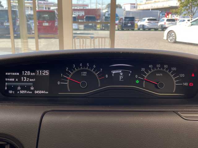 ホンダ Ｎ ＢＯＸ G L ホンダセンシング 埼玉県 2019(平31)年 4.5万km プラチナホワイトパール ホンダセンシング /純正メモリナビ/　　CD/DVD/BT/フルセグ /バックカメラ /片側パワースライドドア /レーダークルーズコントロール /LEDオートライト /ステアリングスイッチ /ETC /禁煙車