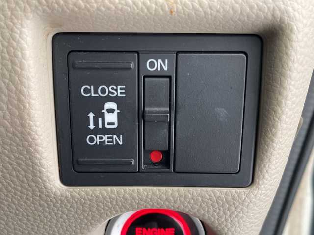 ホンダ Ｎ ＢＯＸ G L ホンダセンシング 埼玉県 2019(平31)年 4.5万km プラチナホワイトパール ホンダセンシング /純正メモリナビ/　　CD/DVD/BT/フルセグ /バックカメラ /片側パワースライドドア /レーダークルーズコントロール /LEDオートライト /ステアリングスイッチ /ETC /禁煙車