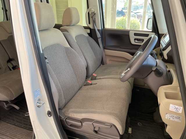 ホンダ Ｎ ＢＯＸ G L ホンダセンシング 埼玉県 2019(平31)年 4.5万km プラチナホワイトパール ホンダセンシング /純正メモリナビ/　　CD/DVD/BT/フルセグ /バックカメラ /片側パワースライドドア /レーダークルーズコントロール /LEDオートライト /ステアリングスイッチ /ETC /禁煙車