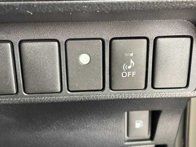 レクサス ＣＴ 200h バージョンC 愛知県 2015(平27)年 6.6万km ソニッククォーツ 純正ナビ/レーダークルーズコントロール/シートヒーター/バックカメラ/パワーシート/コーナーセンサー/パドルシフト/オートライト/ＥＴＣ/ステアリングスイッチ/スマートキー/プッシュスタート