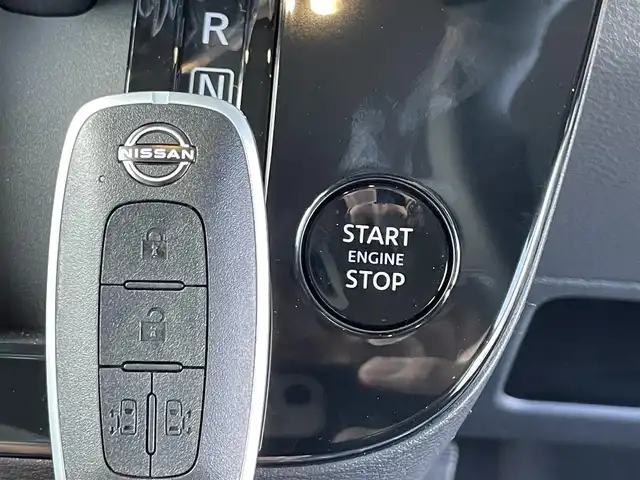 日産 ルークス ハイウェイスター X 東京都 2025(令7)年 0.1千km パール 登録済み未使用車/純正9インチディスプレイオーディオ/バックカメラ/アップルカープレイ/アンドロイドオート/HDMI/両側パワースライドドア/純正14インチアルミホイール/LEDヘッドライト/オートライト/オートマチックハイビーム/充電ポート/ステアリングスイッチ