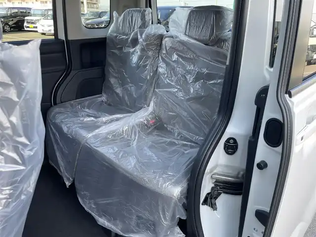 日産 ルークス ハイウェイスター X 東京都 2025(令7)年 0.1千km パール 登録済み未使用車/純正9インチディスプレイオーディオ/バックカメラ/アップルカープレイ/アンドロイドオート/HDMI/両側パワースライドドア/純正14インチアルミホイール/LEDヘッドライト/オートライト/オートマチックハイビーム/充電ポート/ステアリングスイッチ