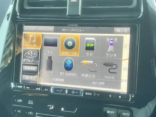 トヨタ プリウス Sセーフティプラス 島根県 2017(平29)年 7.2万km ホワイトパールクリスタルシャイン 純正アルパイン製９型メモリナビ　/フルセグＴＶ・ＤＶＤ再生・Ｂｌｕｅｔｏｏｔｈ接続　/バックカメラ　/ビルトインＥＴＣ　/モデリスタフルエアロ/ヘッドアップディプレイ/クルーズコントロール/衝突被害軽減ブレーキ　/レーンキープアシスト/前後コーナーセンサー/横滑り防止装置　/純正LEDヘッドライト/アイドリングストップ/スマートキー/プッシュスタート/社外15インチアルミホイール/純正フロアマット
