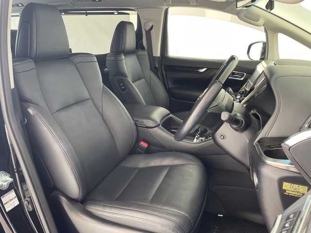 トヨタ アルファード S Cパッケージ 愛知県 2020(令2)年 5.5万km ブラック モデリスタエアロ/純正9型ディスプレイオーディオナビ/フリップダウンモニター/三眼LEDヘッドライト/両側パワースライドドア/レーダークルーズコントロール/シートヒーター/エアシート/バックカメラ/電動リアゲート/パワーシート/コーナーセンサー/純正アルミホイール/リアオートエアコン/レーンキープアシスト/オートマチックハイビーム/ドライブレコーダー/ETC/衝突軽減システム/フルセグ/CD DVD/Bluetooth/ステアリングスイッチ/スマートキー/プッシュスタート