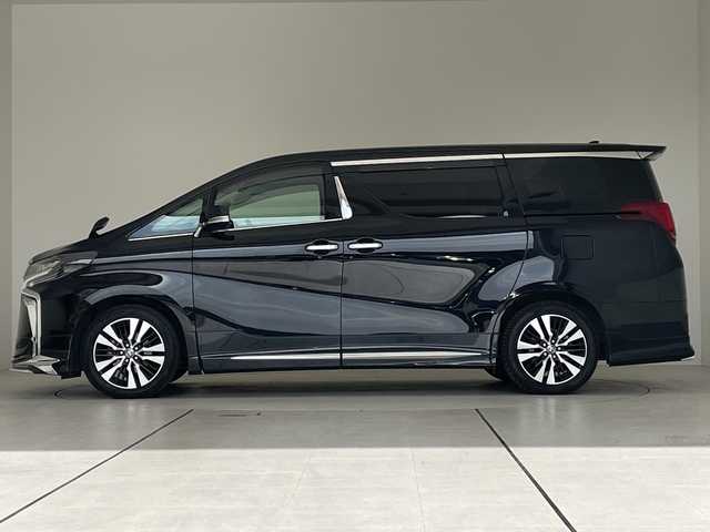 トヨタ アルファード S Cパッケージ 愛知県 2020(令2)年 5.5万km ブラック モデリスタエアロ/純正9型ディスプレイオーディオナビ/フリップダウンモニター/三眼LEDヘッドライト/両側パワースライドドア/レーダークルーズコントロール/シートヒーター/エアシート/バックカメラ/電動リアゲート/パワーシート/コーナーセンサー/純正アルミホイール/リアオートエアコン/レーンキープアシスト/オートマチックハイビーム/ドライブレコーダー/ETC/衝突軽減システム/フルセグ/CD DVD/Bluetooth/ステアリングスイッチ/スマートキー/プッシュスタート