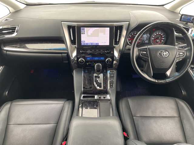 トヨタ アルファード S Cパッケージ 愛知県 2020(令2)年 5.5万km ブラック モデリスタエアロ/純正9型ディスプレイオーディオナビ/フリップダウンモニター/三眼LEDヘッドライト/両側パワースライドドア/レーダークルーズコントロール/シートヒーター/エアシート/バックカメラ/電動リアゲート/パワーシート/コーナーセンサー/純正アルミホイール/リアオートエアコン/レーンキープアシスト/オートマチックハイビーム/ドライブレコーダー/ETC/衝突軽減システム/フルセグ/CD DVD/Bluetooth/ステアリングスイッチ/スマートキー/プッシュスタート