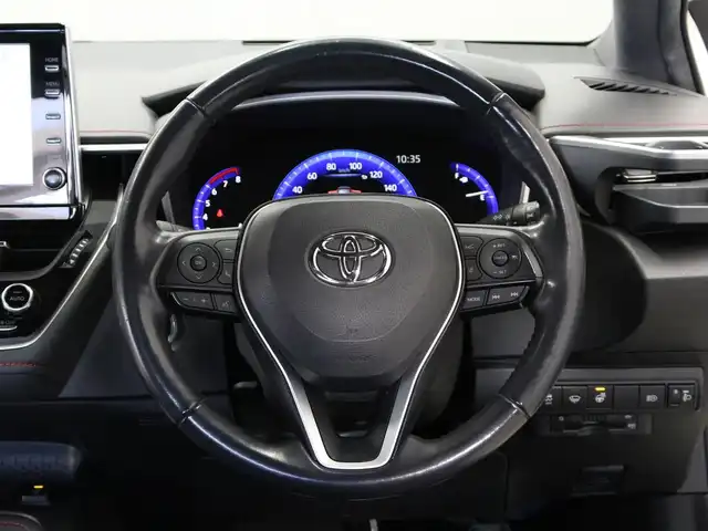 トヨタ カローラ スポーツ G Z 三重県 2020(令2)年 5.1万km ホワイトパールクリスタルシャイン TRDエアロ/社外リアスポイラー/柿本レーシング GT box 06＆S マフラー/セーフティセンス/純正ディスプレイオーディオ/・地デジTV/・Bluetooth/バックカメラ/コムテック前後ドライブレコーダー/全車速追従機能付レーダークルーズコントロール/レーントレーシングアラート/ブラインドスポットモニター/クリアランスソナー/バックソナー/リアクロストラフィックアラート/革コンビシートセット/・レッド革/ブラックウルトラスエードコンビシート/・前席シートヒーター/・シートバックポケット/ビルトインETC/丸型1灯式LEDヘッドランプ/・オートライト/オートマチックハイビーム/LEDフォグランプ/プッシュエンジンスタート/スマートキー×2/新車時保証書/取扱説明書