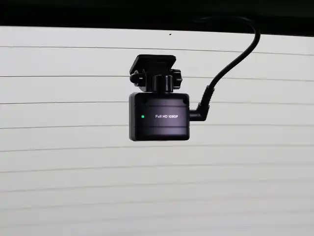 トヨタ カローラ スポーツ G Z 三重県 2020(令2)年 5.1万km ホワイトパールクリスタルシャイン TRDエアロ/社外リアスポイラー/柿本レーシング GT box 06＆S マフラー/セーフティセンス/純正ディスプレイオーディオ/・地デジTV/・Bluetooth/バックカメラ/コムテック前後ドライブレコーダー/全車速追従機能付レーダークルーズコントロール/レーントレーシングアラート/ブラインドスポットモニター/クリアランスソナー/バックソナー/リアクロストラフィックアラート/革コンビシートセット/・レッド革/ブラックウルトラスエードコンビシート/・前席シートヒーター/・シートバックポケット/ビルトインETC/丸型1灯式LEDヘッドランプ/・オートライト/オートマチックハイビーム/LEDフォグランプ/プッシュエンジンスタート/スマートキー×2/新車時保証書/取扱説明書