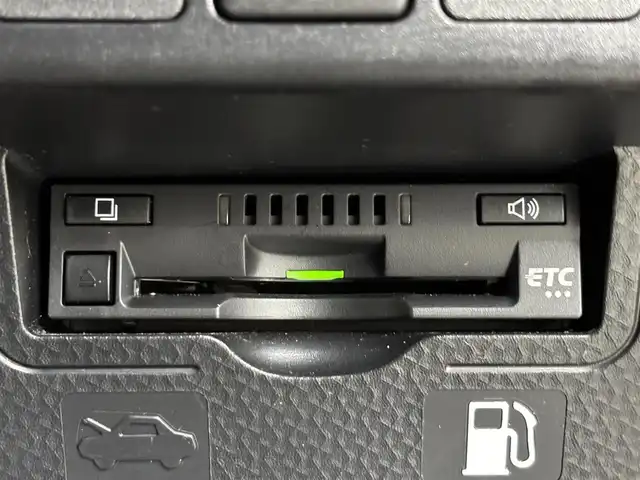 トヨタ ルーミー カスタムG 福岡県 2021(令3)年 3.3万km レーザーブルークリスタルシャイン 純正ナビ／フルセグＴＶ　/バックカメラ　/ビルトインＥＴＣ　/前後ドラレコ　/レーダークルコン　/コーナーセンサー　/衝突被害軽減　/横滑り防止装置　/アイドリングストップ　/両側電動スライドドア　/純正１４インチＡＷ