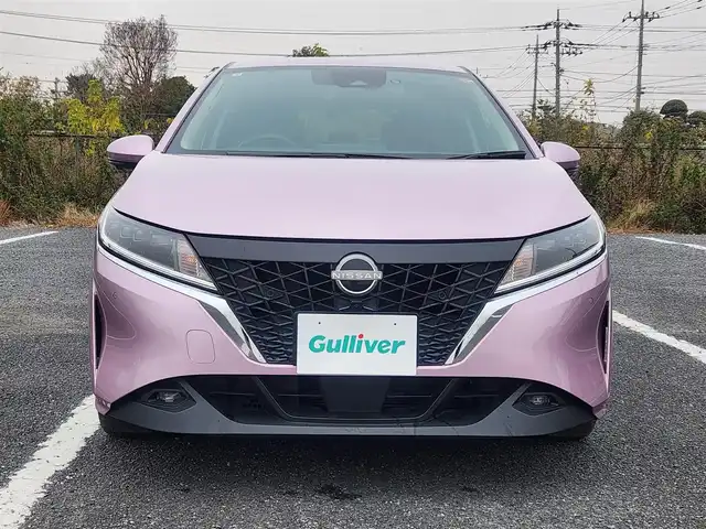 日産 ノート X 茨城県 2021(令3)年 8万km ピンク メーカーオプション9型ナビ/フルセグTV/アラウンドビューモニター/ビルトインETC2.0/ドライブレコーダー/デジタルルームミラー/レーダークルーズコントロール/フロント/バックソナー/プロパイロット/後側方車両検知機能/SOSコール/全方位運転支援システム/・エマージェンシーブレーキ/・前後踏み間違い衝突防止アシスト/・標識検知機能/・車線逸脱防止支援システム/メーカーオプションLEDヘッドランプ/ステアリングスイッチ/スマートキー/プッシュエンジンスターター/禁煙車