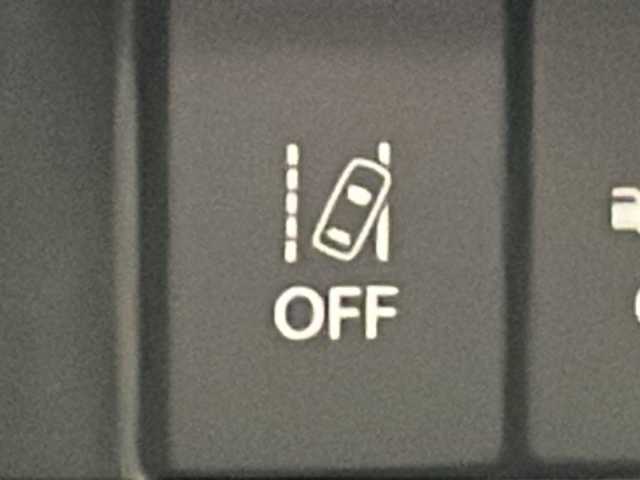 スズキ スペーシア ギア HYBRID XZ 道北・旭川 2021(令3)年 2.9万km オフブルーメタリック/ガンメタリック2トーンルーフ /4WD//禁煙車//純正ナビ/BT/CD/DVD/USB/SD/フルセグ//アイドリングストップ//クリアランスソナー//ACC//PCBS//前方衝突軽減ブレーキ//誤発進抑制機能//車線逸脱警報//ふらつき警報//先行車発進お知らせ//革巻きステアリング//ステアリングスイッチ//前席シートヒーター//両側パワースライドドア//オートライト//オートマチックハイビーム//LEDヘッドライト//フォグランプ//全方位カメラ//ドライブレコーダー//HUD//サーキュレーター//ドアバイザー//サンシェード//純正AW夏タイヤ積み込み//純正エンジンスターター//純正フロアマット//ルーフレール//取扱説明書//保証書