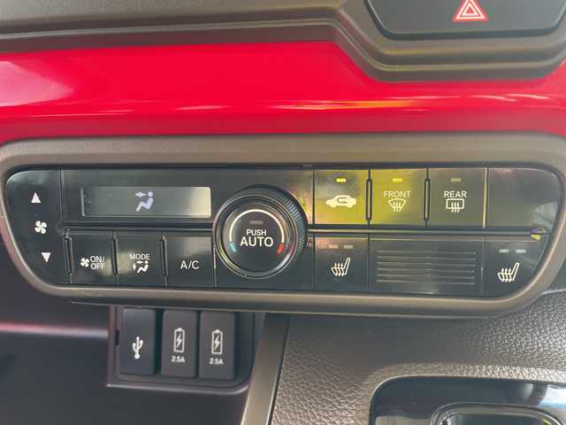 ホンダ Ｎ ＢＯＸ L 石川県 2021(令3)年 5.3万km パール 純正ナビ　フルセグＴＶ　バックカメラ　ＬＥＤヘッドライト　ＥＴＣ　ドラレコ　パワースライド　シートヒーター　ホンダセンシング　レーダークルーズ　オートエアコン　オートライト　保証書