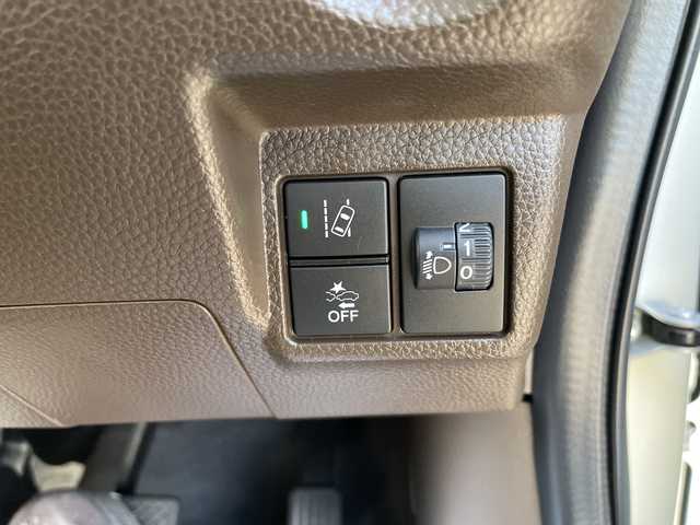 ホンダ Ｎ ＢＯＸ L 石川県 2021(令3)年 5.3万km パール 純正ナビ　フルセグＴＶ　バックカメラ　ＬＥＤヘッドライト　ＥＴＣ　ドラレコ　パワースライド　シートヒーター　ホンダセンシング　レーダークルーズ　オートエアコン　オートライト　保証書