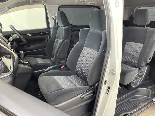 トヨタ ヴェルファイア Z 兵庫県 2015(平27)年 6.9万km ホワイトパールクリスタルシャイン ・純正9インチナビ（CD/DVD/SD/TV/BT)/・純正フリップダウンモニター/・バックカメラ/・ビルトインETC/・純正前方ドライブレコーダー/・両側パワースライドドア/・オートライト/・LEDライト/・社外20インチアルミホイール/・純正アルミホイール4本積み込み/・スマートキー/・プッシュスタート