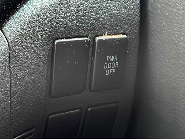 トヨタ ヴェルファイア 2．4Z プラチナセレクション 新潟県 2010(平22)年 15.4万km ホワイトパールクリスタルシャイン 社外SDナビ/フルセグＴＶ・Bluetooth接続・CD/ＤＶＤ再生/両側電動ドア/バックカメラ/コーナーセンサー/クルーズコントロール/フリップダウンモニター/レザーシート/電動リアゲート/ドライブレコーダー/ETC/フォグランプ/スマートスペアキー有/プッシュスタート/純正フロアマット/社外18インチＡＷ