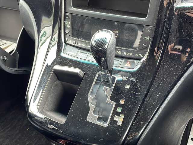 トヨタ ヴェルファイア 2．4Z プラチナセレクション 新潟県 2010(平22)年 15.4万km ホワイトパールクリスタルシャイン 社外SDナビ/フルセグＴＶ・Bluetooth接続・CD/ＤＶＤ再生/両側電動ドア/バックカメラ/コーナーセンサー/クルーズコントロール/フリップダウンモニター/レザーシート/電動リアゲート/ドライブレコーダー/ETC/フォグランプ/スマートスペアキー有/プッシュスタート/純正フロアマット/社外18インチＡＷ