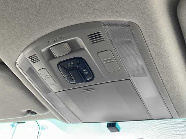 トヨタ ヴェルファイア 2．4Z プラチナセレクション 新潟県 2010(平22)年 15.4万km ホワイトパールクリスタルシャイン 社外SDナビ/フルセグＴＶ・Bluetooth接続・CD/ＤＶＤ再生/両側電動ドア/バックカメラ/コーナーセンサー/クルーズコントロール/フリップダウンモニター/レザーシート/電動リアゲート/ドライブレコーダー/ETC/フォグランプ/スマートスペアキー有/プッシュスタート/純正フロアマット/社外18インチＡＷ