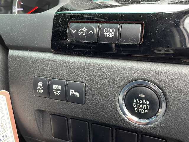 トヨタ ヴェルファイア 2．4Z プラチナセレクション 新潟県 2010(平22)年 15.4万km ホワイトパールクリスタルシャイン 社外SDナビ/フルセグＴＶ・Bluetooth接続・CD/ＤＶＤ再生/両側電動ドア/バックカメラ/コーナーセンサー/クルーズコントロール/フリップダウンモニター/レザーシート/電動リアゲート/ドライブレコーダー/ETC/フォグランプ/スマートスペアキー有/プッシュスタート/純正フロアマット/社外18インチＡＷ